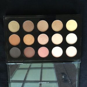 Mac 15 warm neutral eyeshadow palette unused